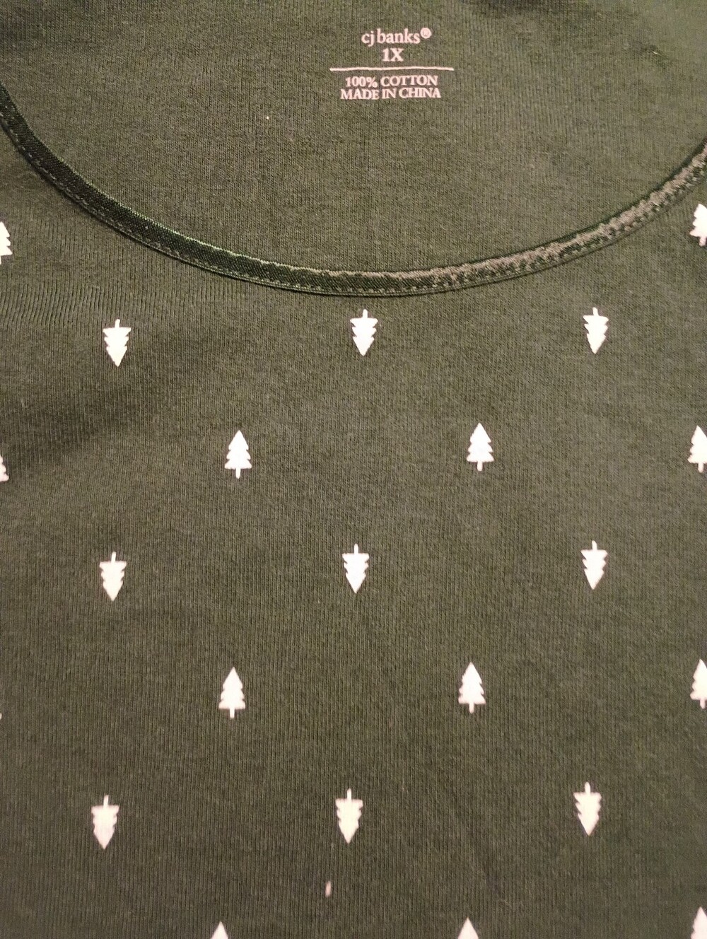 NWT CJ Banks Dark Green Tunic with White Tree Print - 1X Holiday